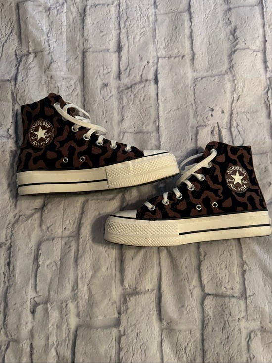 Converse Shoes - Converse High Top Platform Sneakers in Brown Leopard Print